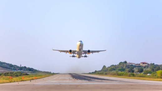 EasyJet VRN Terminal – Valerio Catullo Airport