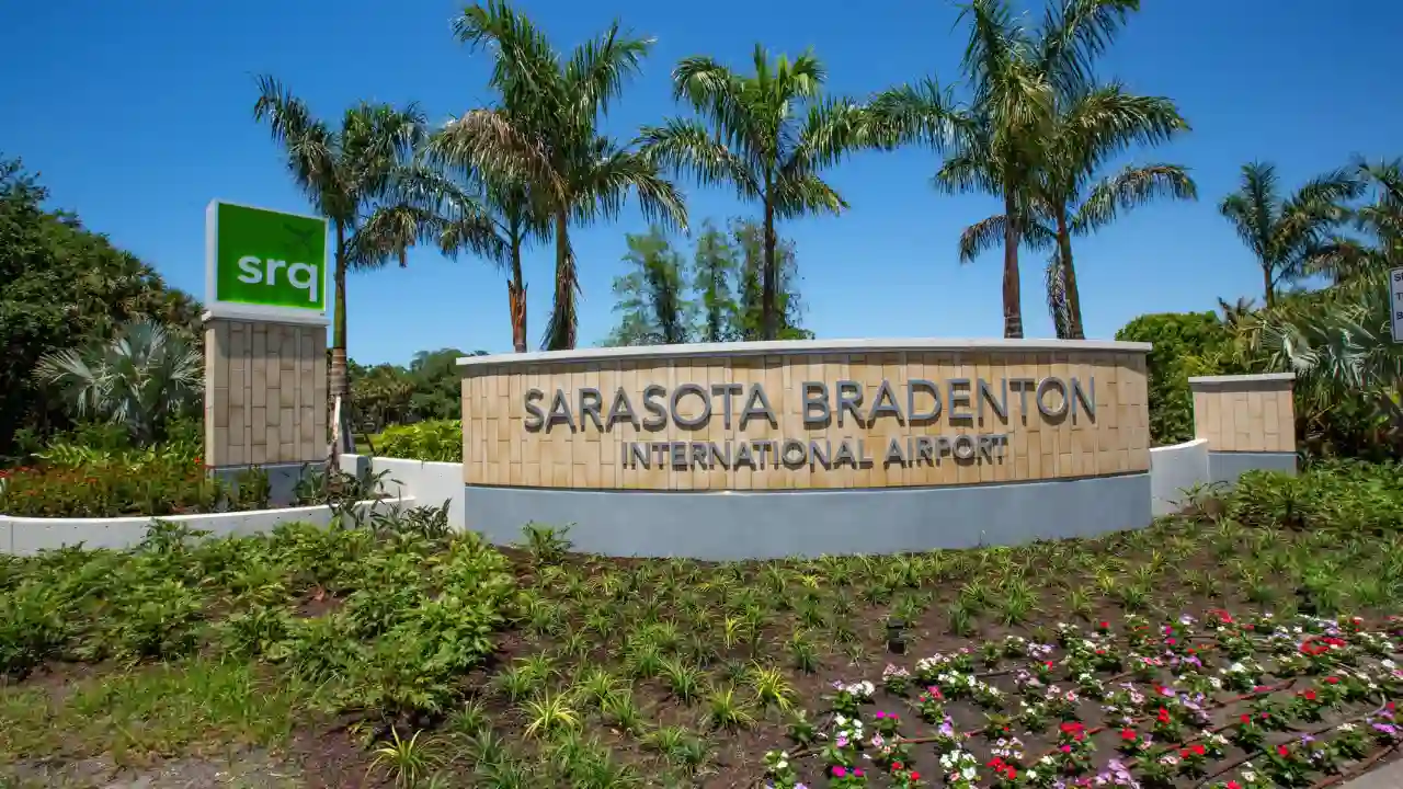 Cape Air SRQ Terminal – Sarasota Bradenton Intl. Airport